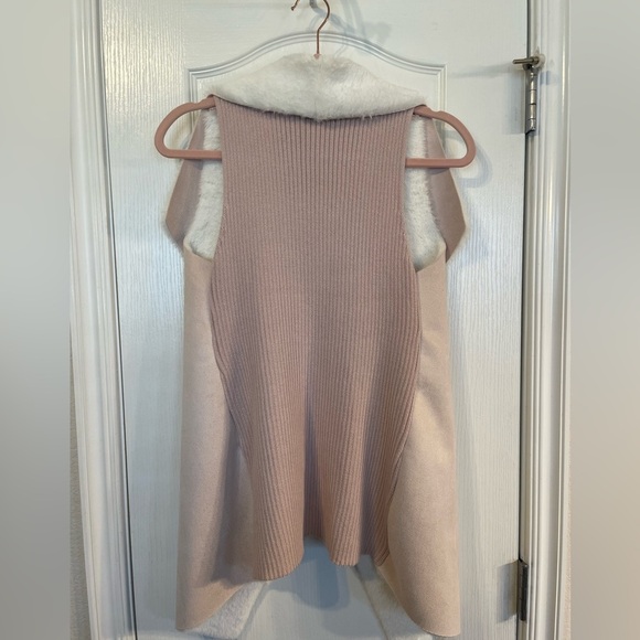 ❤️NWOT Faux Suede/Fur Vest ❤️ - Picture 3 of 3